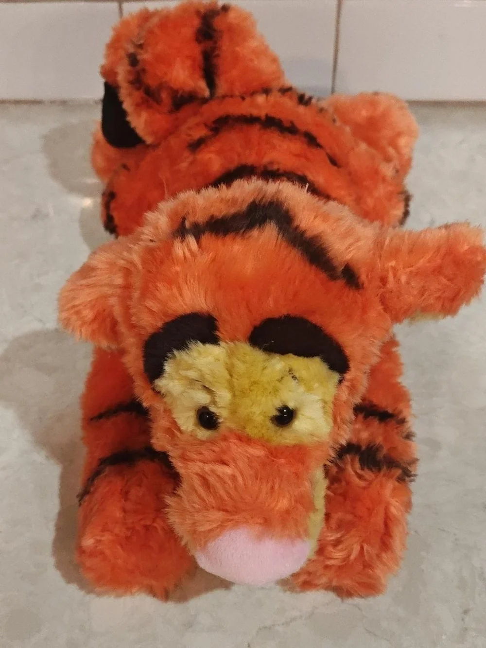 vintage Tigger from Disney's Winnie the Pooh Plush 14
